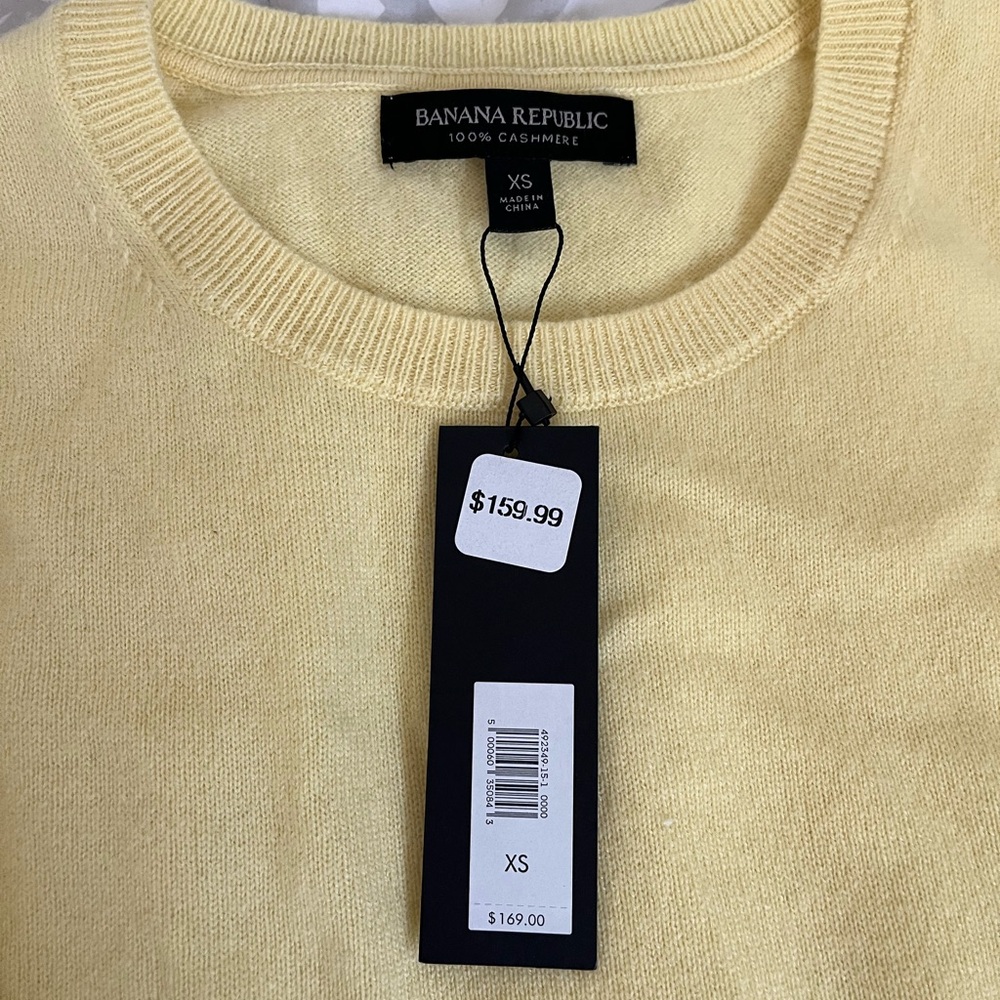 NWT X-Small Banana Republic Yellow Crew Neck 100% Cashmere Women’s Sweater - Picture 2 of 7